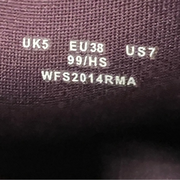 HUNTER Original Refined Low Heel Ankle Matte Rainboot in Oxblood, size 7US - Picture 9 of 16